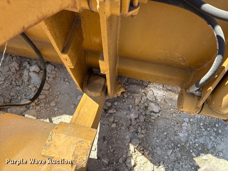 image for item EA7519 1996 Fiat-Allis FL145 track loader