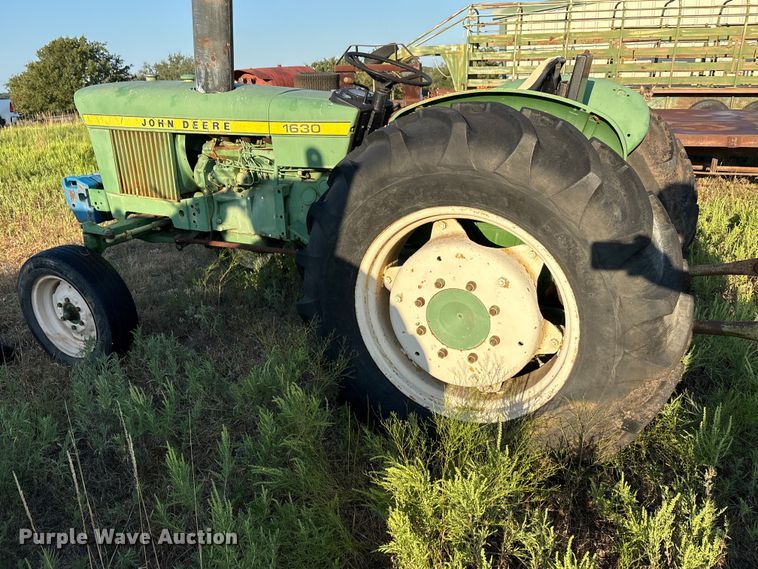 image for item EA7521 1975 John Deere 1630 tractor