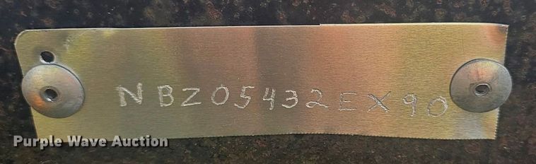 image for item EB1036 1990 flatbed trailer