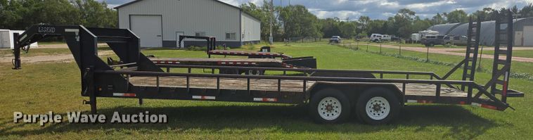 image for item EB1038 2004 Legend 26' Tandem SW GN equipment trailer