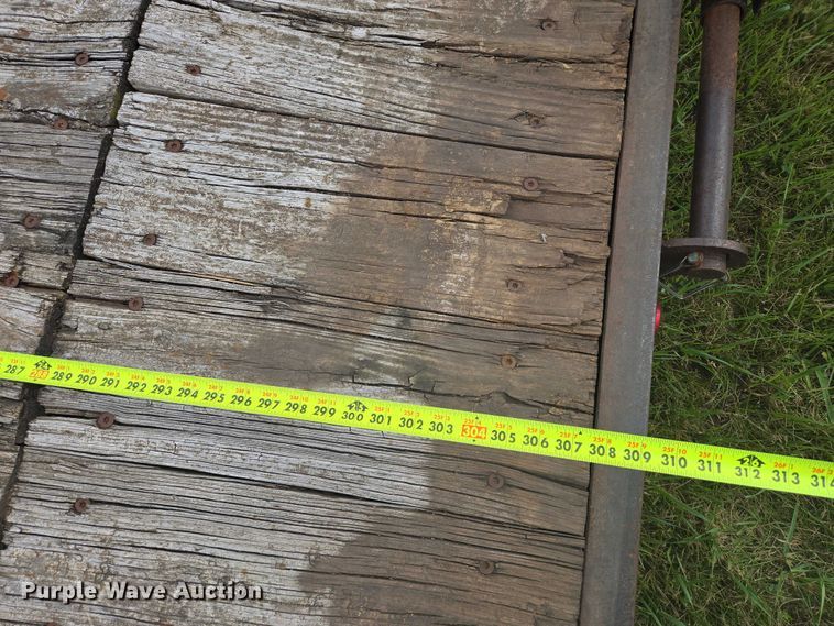 image for item EB1038 2004 Legend 26' Tandem SW GN equipment trailer