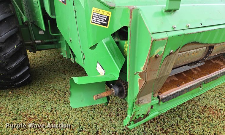 image for item EB1048 2001 John Deere 9650STS combine