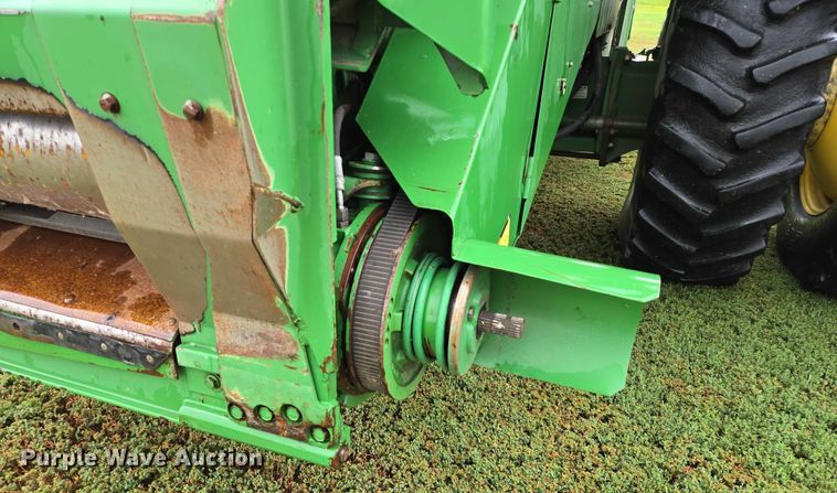 image for item EB1048 2001 John Deere 9650STS combine