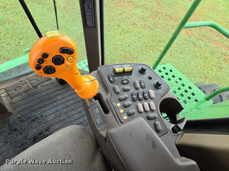 image for item EB1048 2001 John Deere 9650STS combine