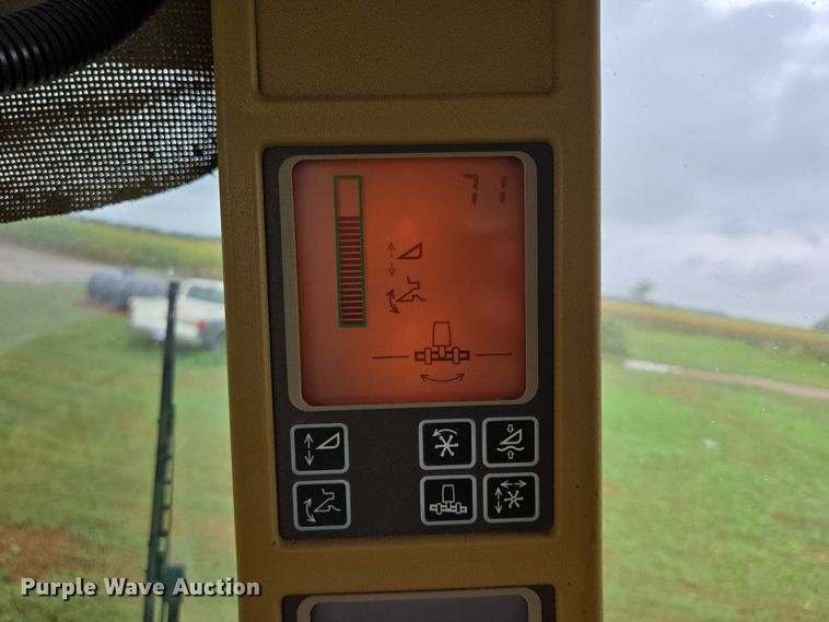 image for item EB1048 2001 John Deere 9650STS combine