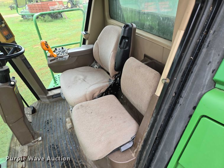 image for item EB1048 2001 John Deere 9650STS combine