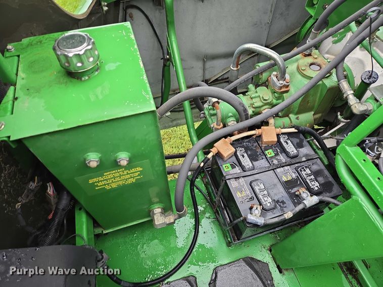 image for item EB1048 2001 John Deere 9650STS combine