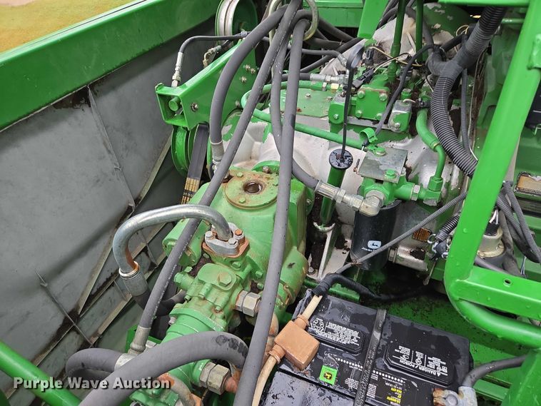 image for item EB1048 2001 John Deere 9650STS combine