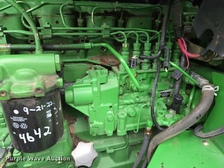 image for item EB1048 2001 John Deere 9650STS combine