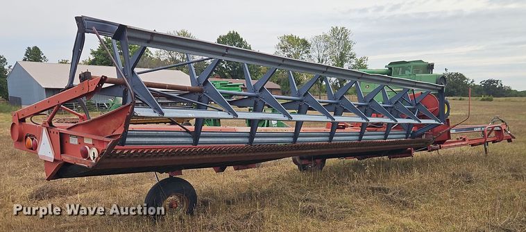 image for item EB8269 Case IH 8220 swather / windrower