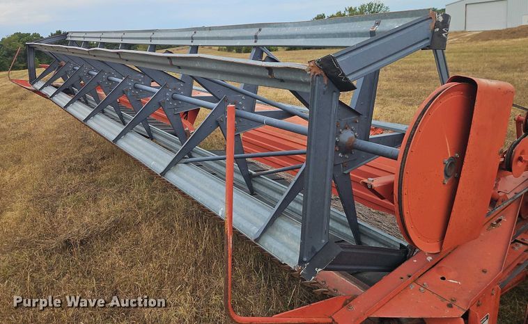 image for item EB8269 Case IH 8220 swather / windrower