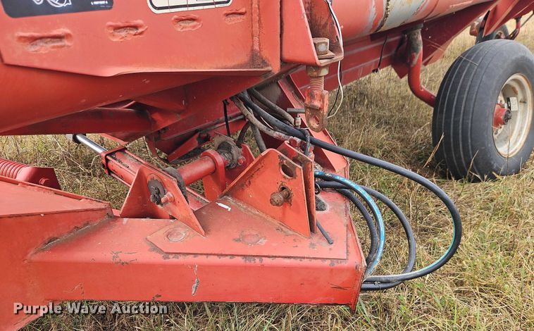 image for item EB8269 Case IH 8220 swather / windrower
