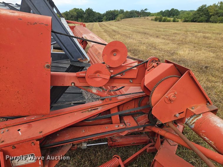 image for item EB8269 Case IH 8220 swather / windrower