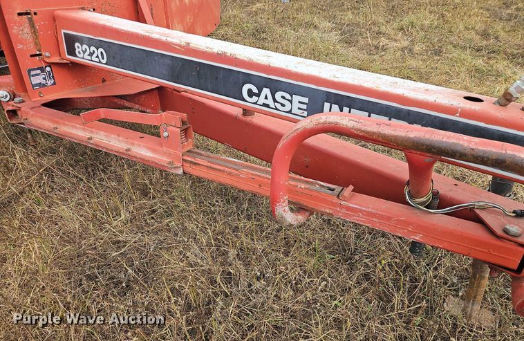 image for item EB8269 Case IH 8220 swather / windrower