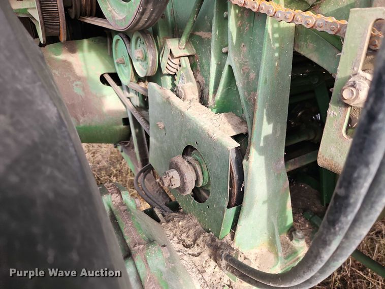 image for item EB8270 1979 John Deere 6620 combine