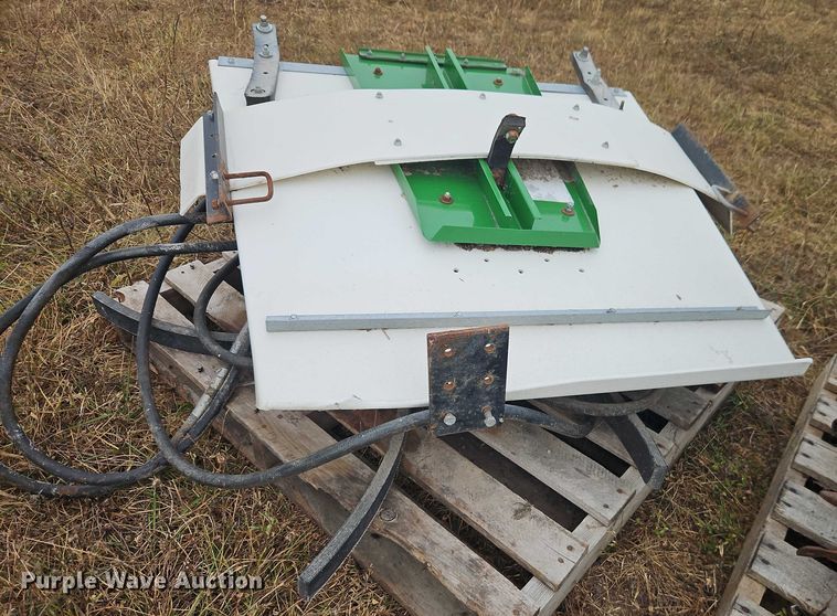 image for item EB8270 1979 John Deere 6620 combine