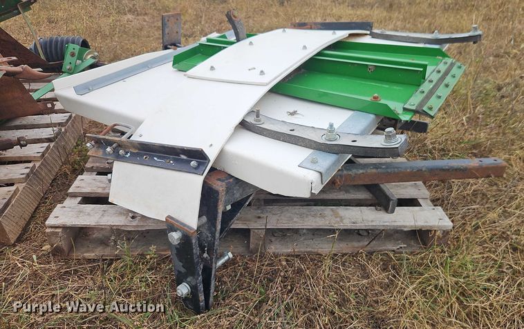 image for item EB8270 1979 John Deere 6620 combine