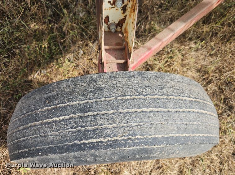 image for item EB8273 John Deere 915 rigid head