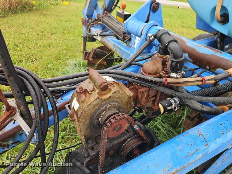 image for item EB8321 Case 2800 liquid fertilizer applicator