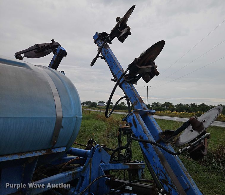 image for item EB8321 Case 2800 liquid fertilizer applicator
