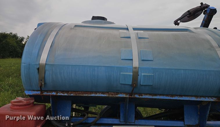image for item EB8321 Case 2800 liquid fertilizer applicator