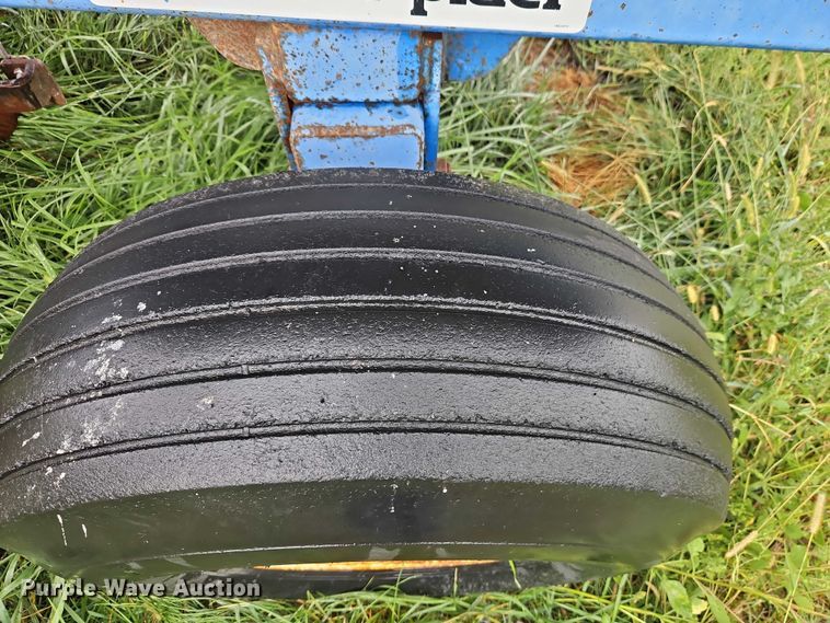 image for item EB8321 Case 2800 liquid fertilizer applicator