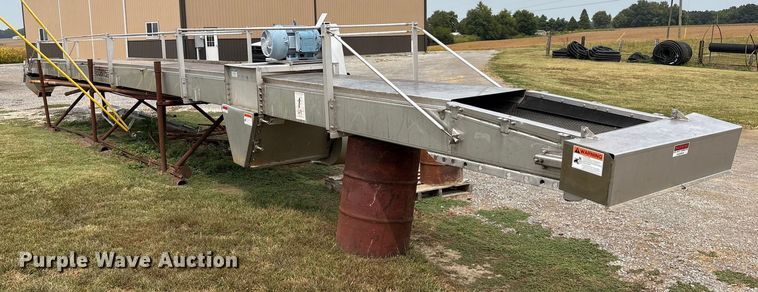image for item EC4407 Adams BLO-24-54 fertilizer conveyor