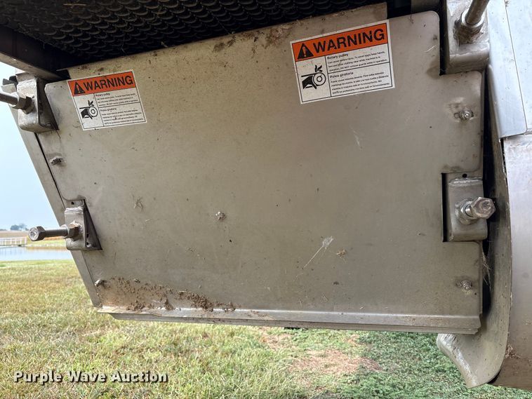 image for item EC4407 Adams BLO-24-54 fertilizer conveyor