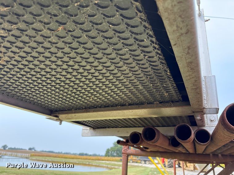 image for item EC4407 Adams BLO-24-54 fertilizer conveyor