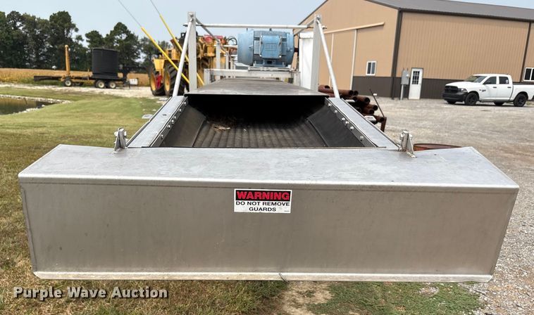 image for item EC4407 Adams BLO-24-54 fertilizer conveyor