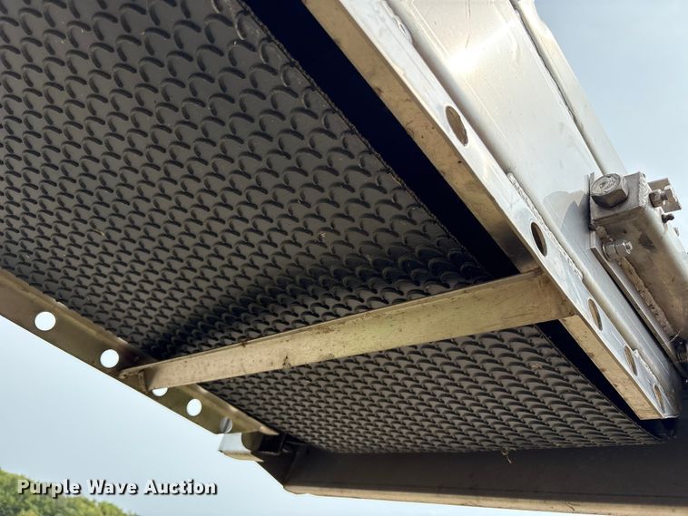 image for item EC4407 Adams BLO-24-54 fertilizer conveyor