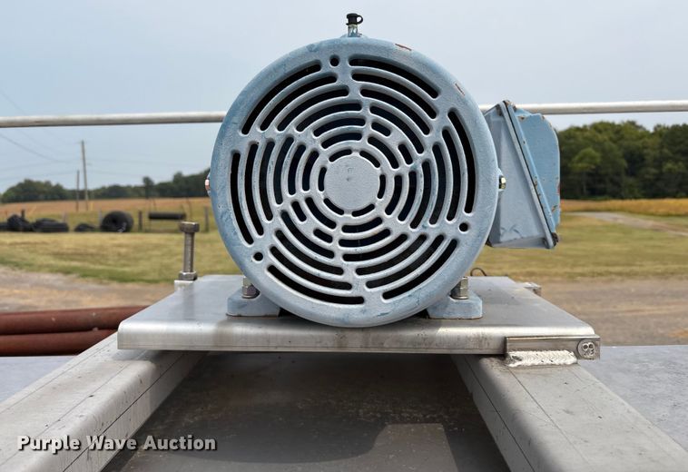 image for item EC4407 Adams BLO-24-54 fertilizer conveyor