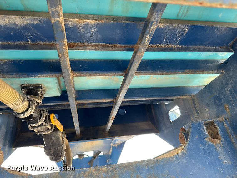 image for item ED1504 Blu-Jet AT3000 liquid fertilizer applicator