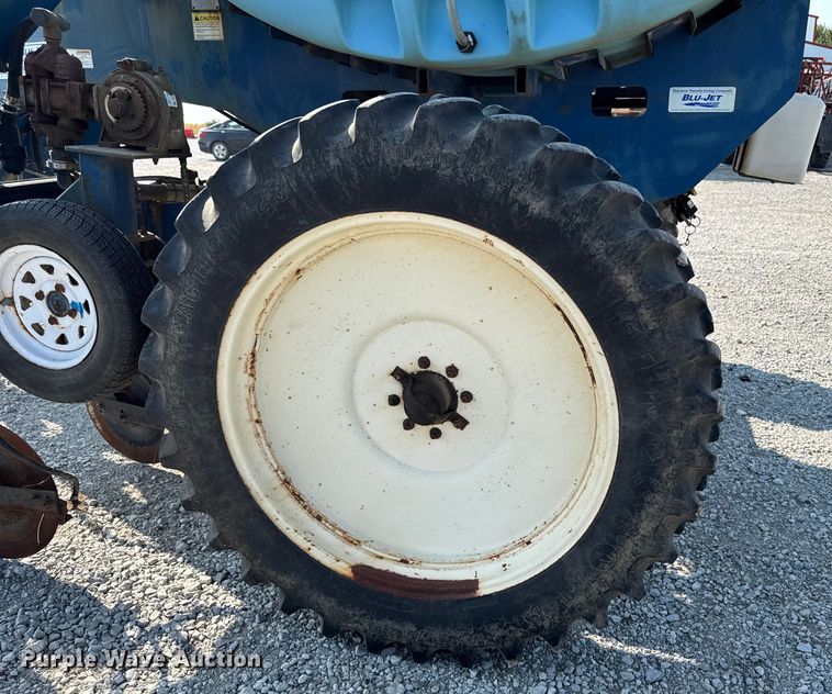 image for item ED1504 Blu-Jet AT3000 liquid fertilizer applicator