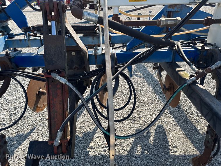 image for item ED1505 DMI 3200 NH3 applicator