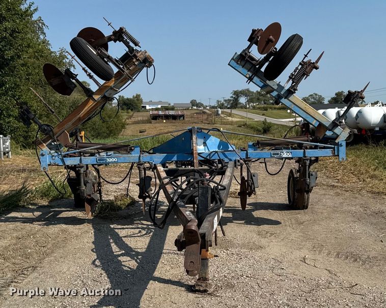 image for item ED1515 DMI 3200 NH3 applicator