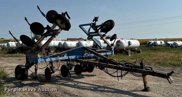 image for item ED1515 DMI 3200 NH3 applicator