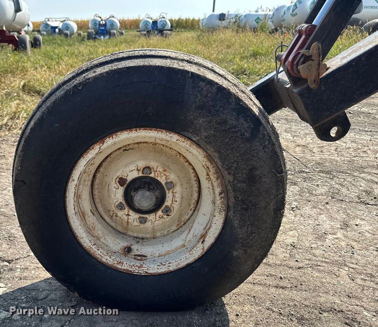 image for item ED1515 DMI 3200 NH3 applicator