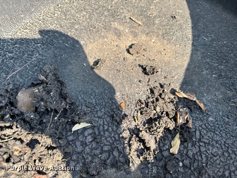 image for item ED1516 (7) stainless steel tanks