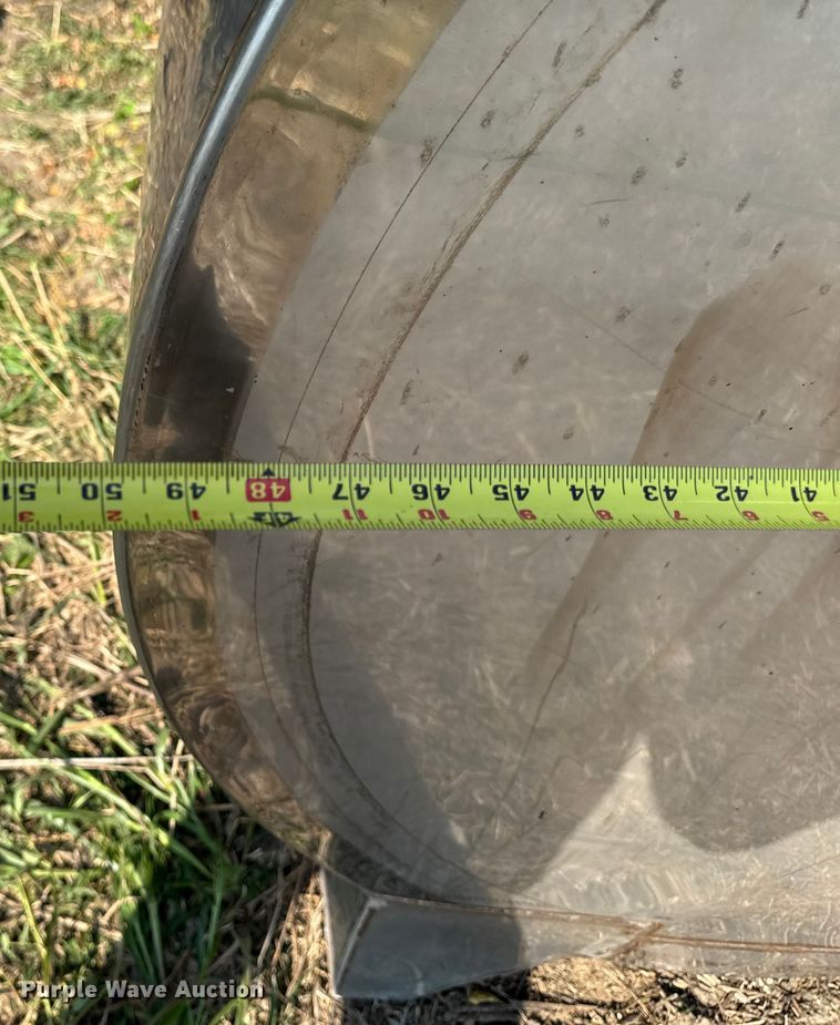 image for item ED1516 (7) stainless steel tanks