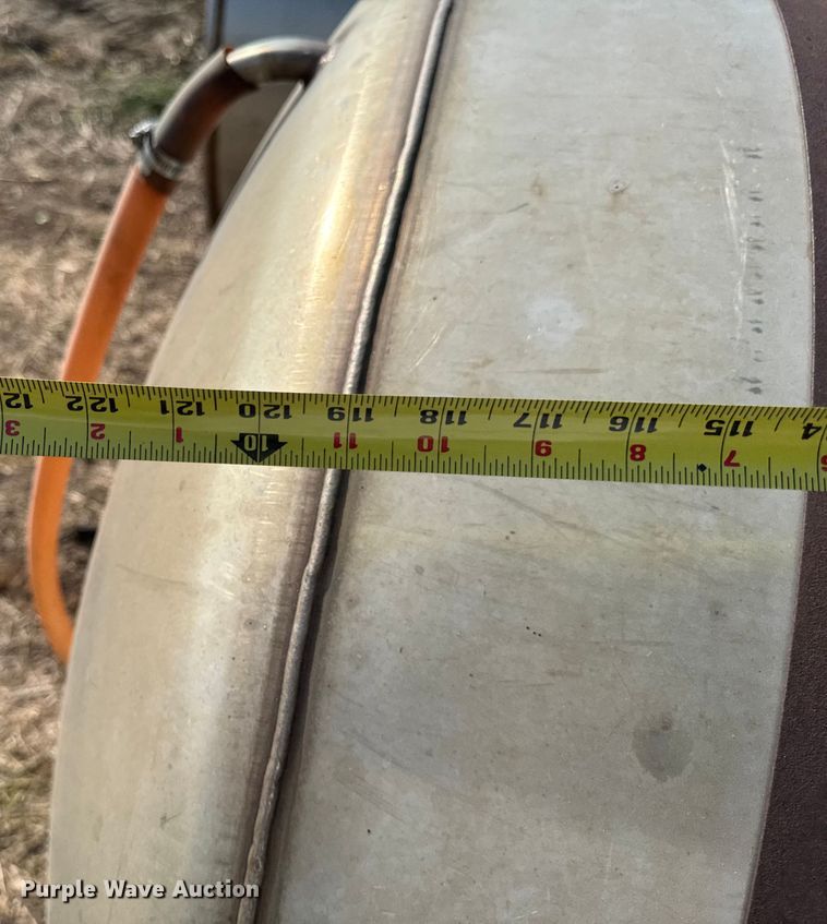 image for item ED1516 (7) stainless steel tanks