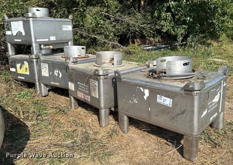 image for item ED1516 (7) stainless steel tanks