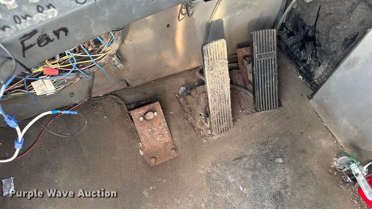 image for item ED1517 Case FLX4300 spreader