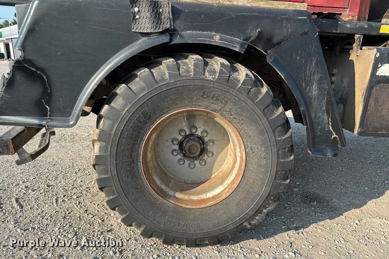 image for item ED1517 Case FLX4300 spreader