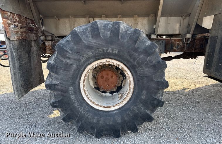 image for item ED1517 Case FLX4300 spreader