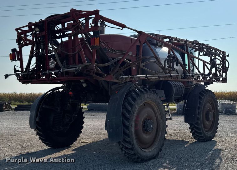 image for item ED1518 2011 Case 4420 Patriot sprayer