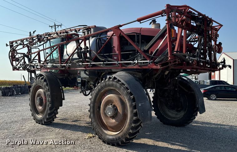 image for item ED1518 2011 Case 4420 Patriot sprayer