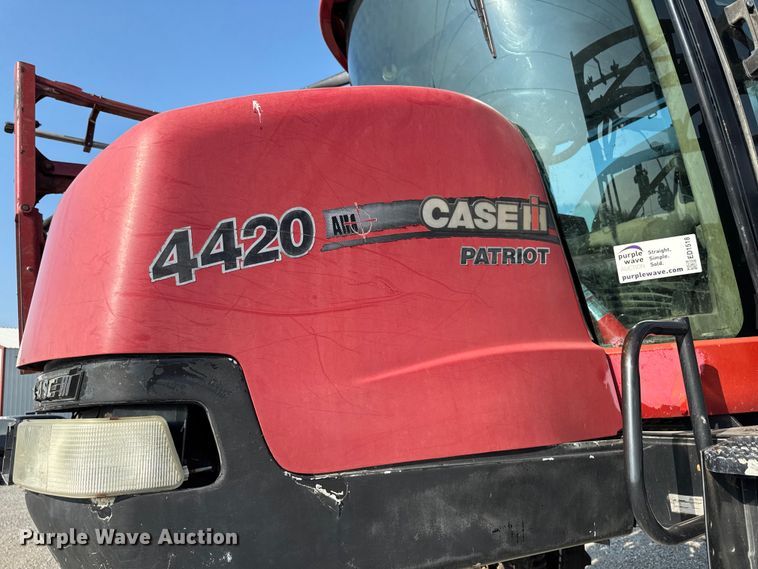 image for item ED1518 2011 Case 4420 Patriot sprayer
