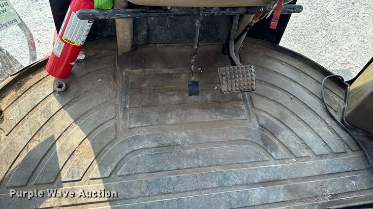 image for item ED1518 2011 Case 4420 Patriot sprayer