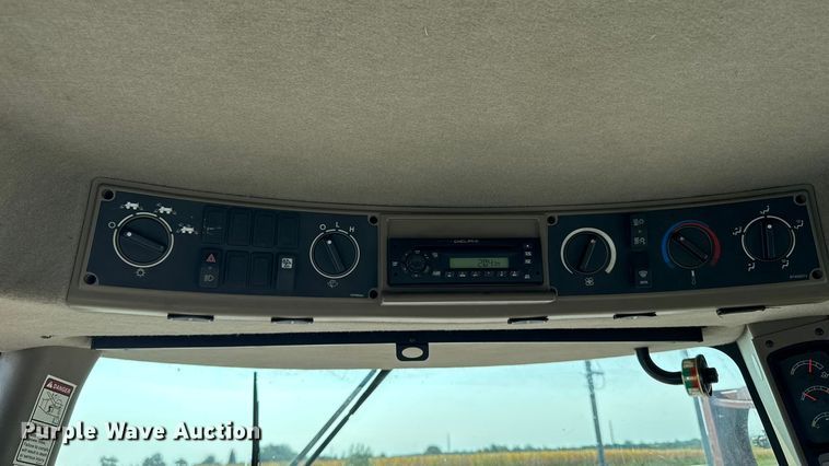 image for item ED1518 2011 Case 4420 Patriot sprayer